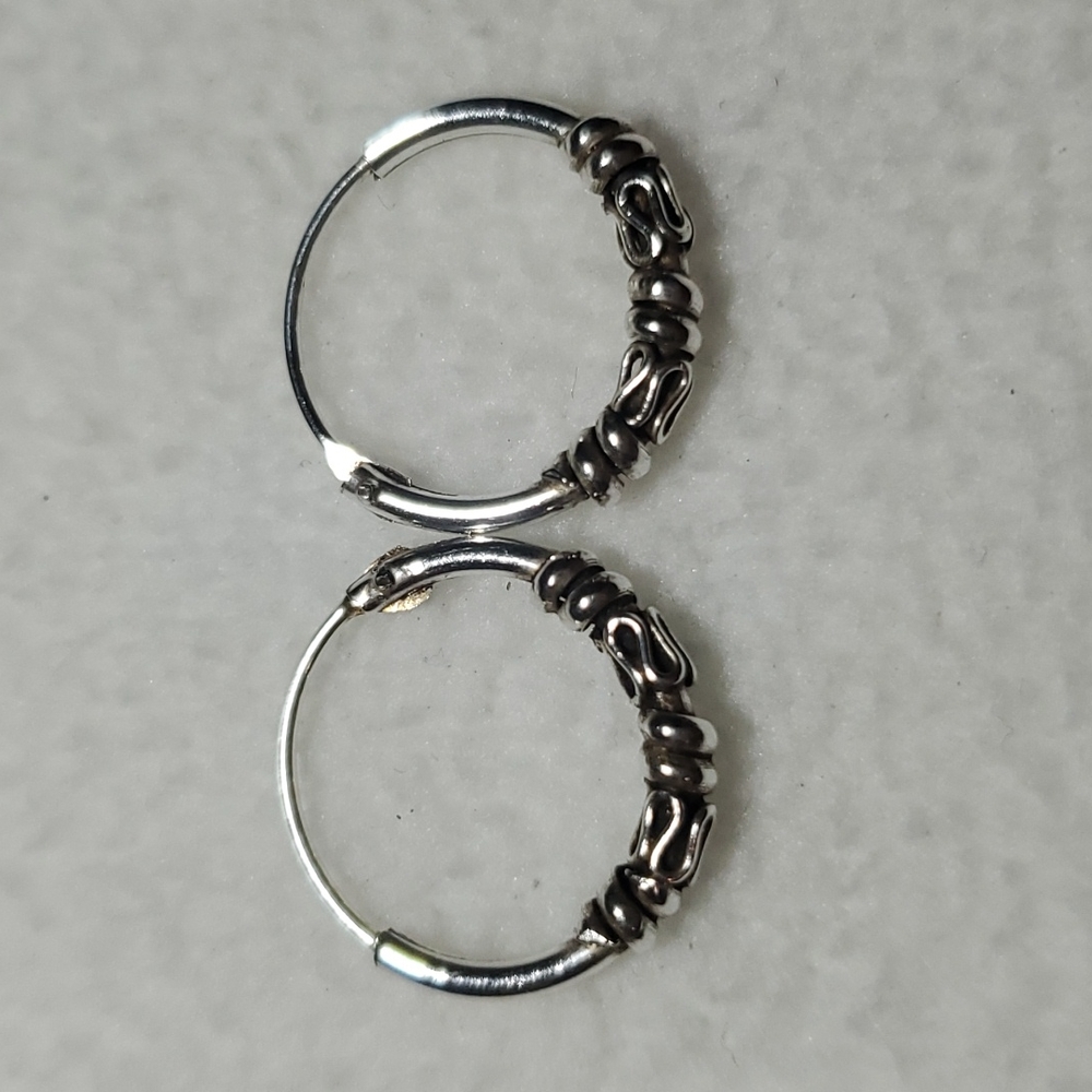 NWOT Sterling silver Bali hoops - Picture 2 of 3